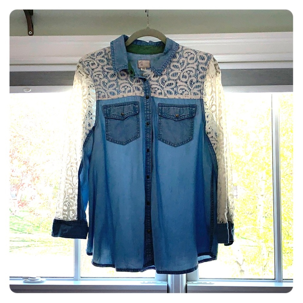 Jean shirt with lace detail.